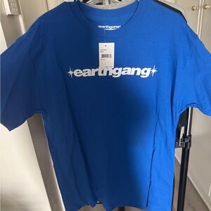 Men shirt. Size L. Earthgang